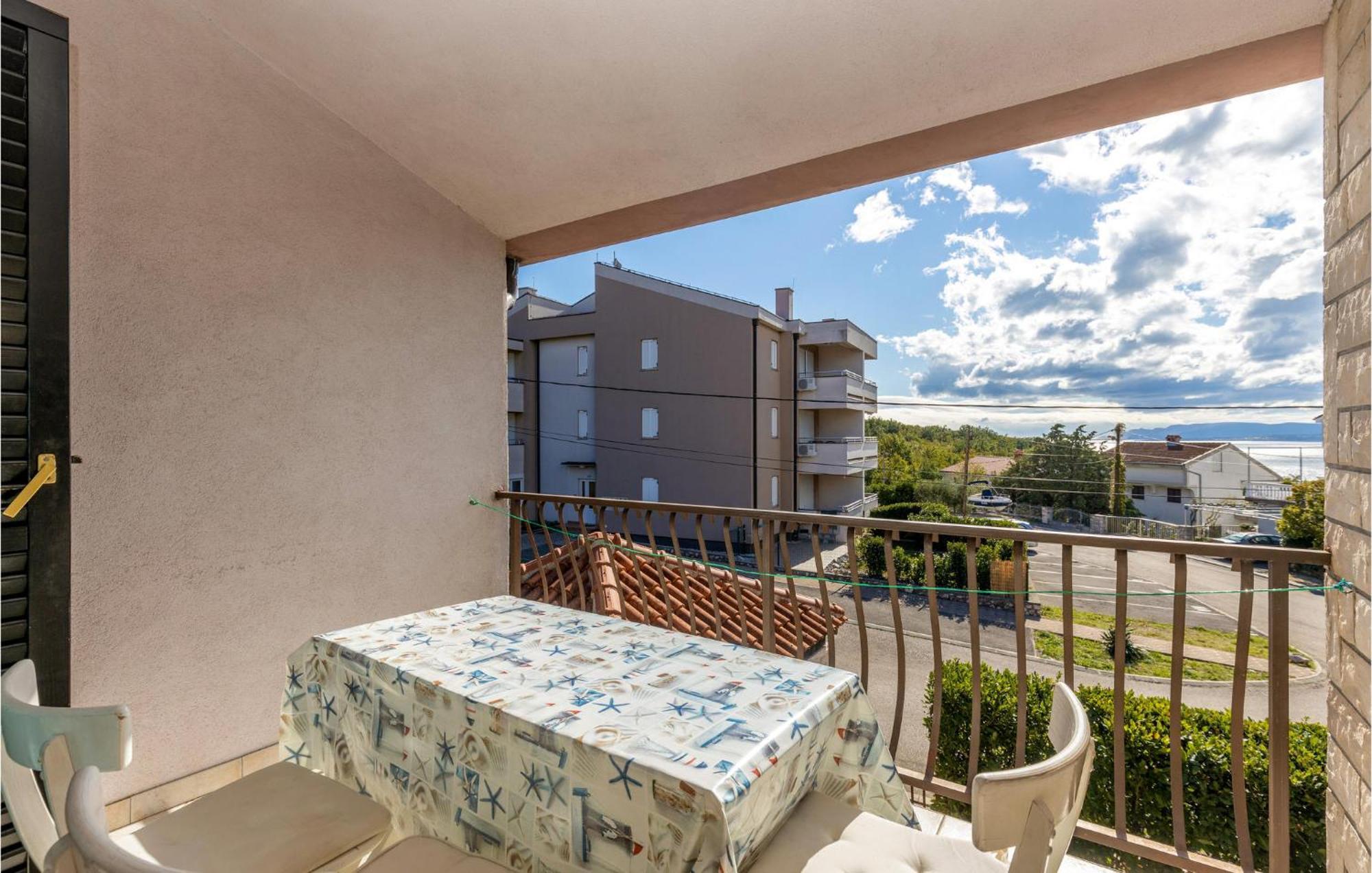 Nice Apartment In Jadranovo With Kitchen 외부 사진