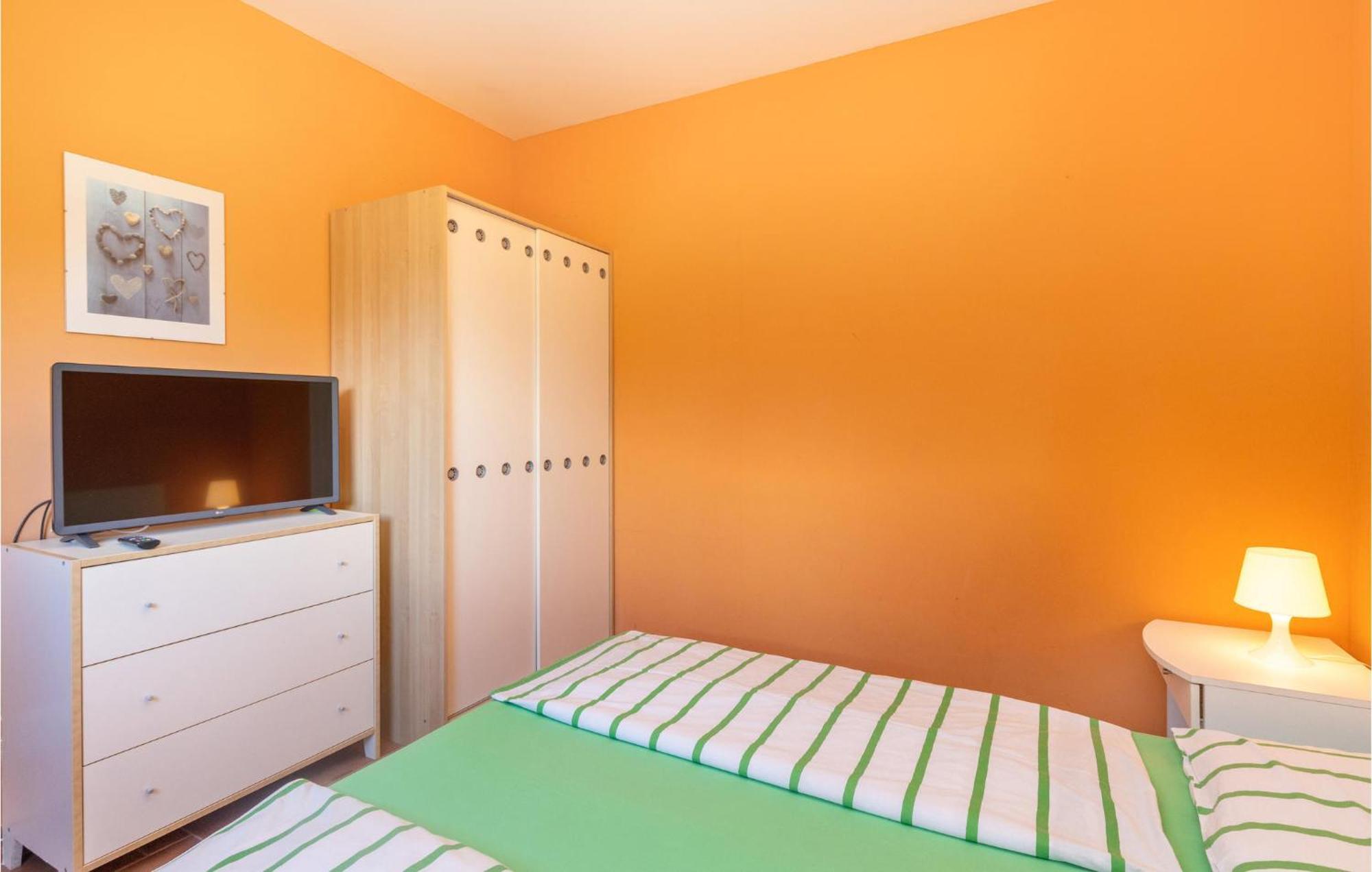 Nice Apartment In Jadranovo With Kitchen 외부 사진